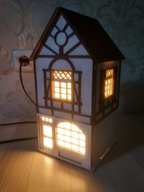 House Shaped Night Light Lamp Laser Cut Plans Free DXF File    for Free Download