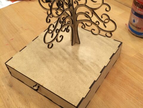 Laser Cutting Jewelry box with earring tree PDF File