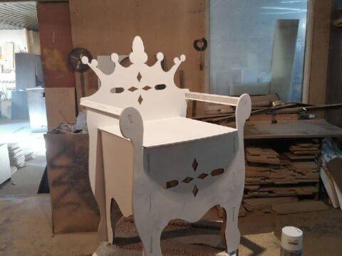 Laser Cut Kids Throne Chair Plywood 6mm Free Vector