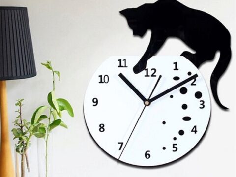 Naughty Cat Wall Clock Laser Cut Free Vector