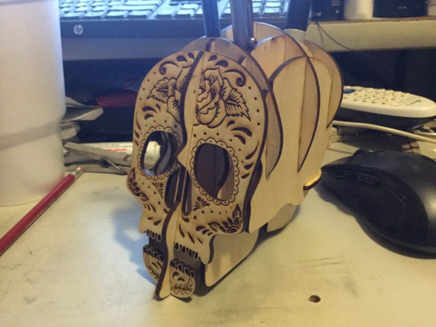 Laser Cut Skull Pen Holder Free Vector - ARABIC CNC