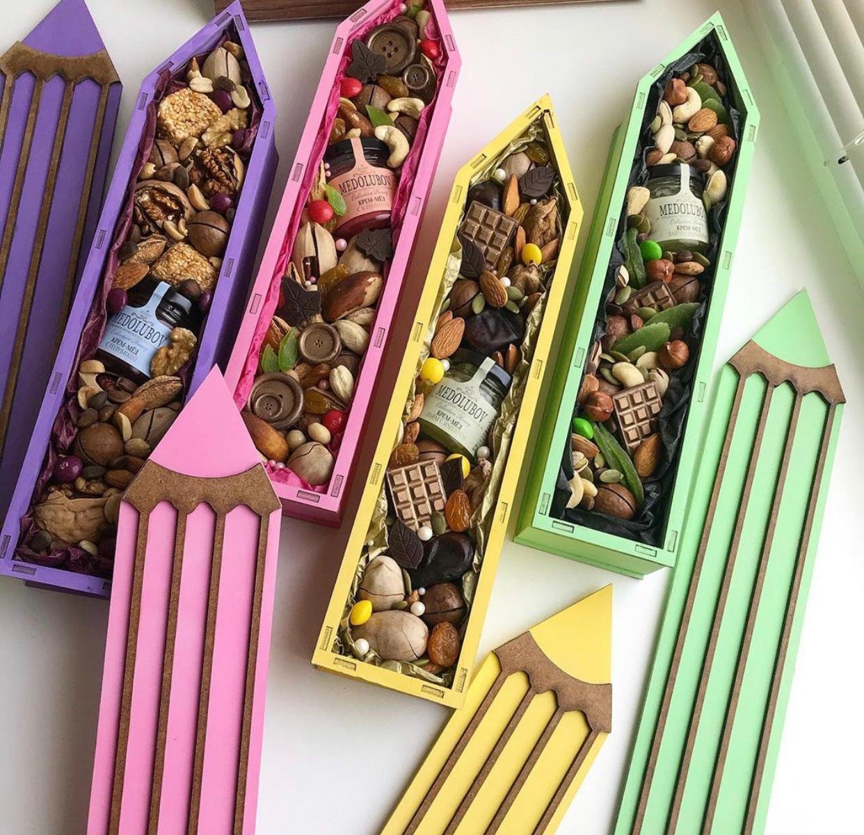 Laser Cut Pencil Candy Box Pencil Shaped Gift Box DXF File