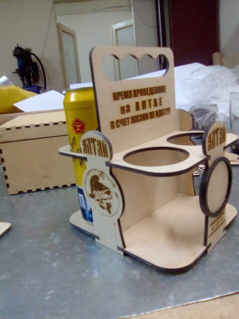 Laser Cut Plywood Beer Carrier Beer Caddy Free Vector